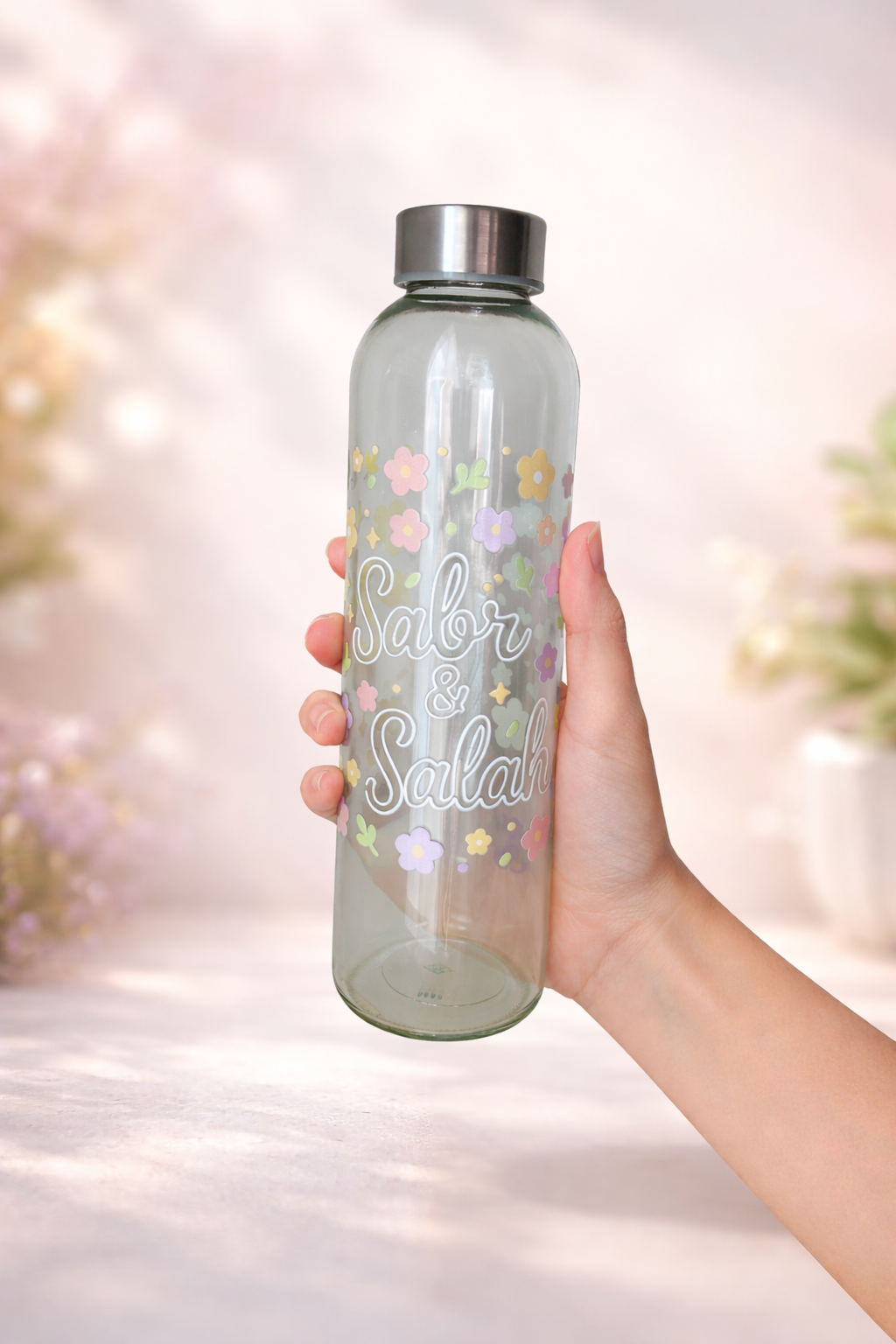 24 oz Glass Bottle with lid